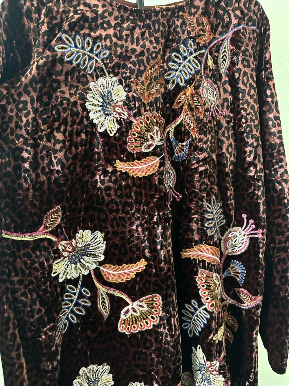 Johnny Was GINEVA Kimono Sleeve Embroidered Velvet Shift Leopard Dress Med NEW